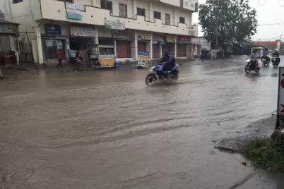 kolhapur-rain444-16654622083x2-1.webp