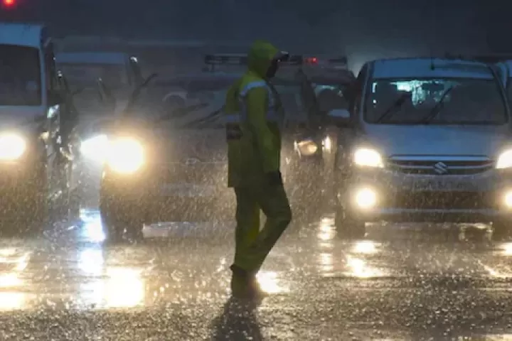 mumbai-maharashtra-rains-1-16571152843x2-1.webp